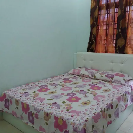 Seri Baqti Homestay Tanah Merah  Exterior photo
