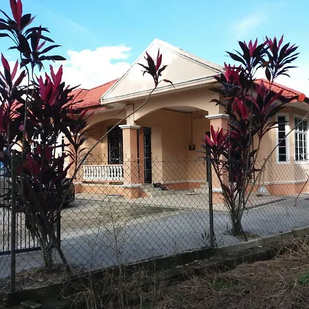Seri Baqti Homestay Tanah Merah  Exterior photo