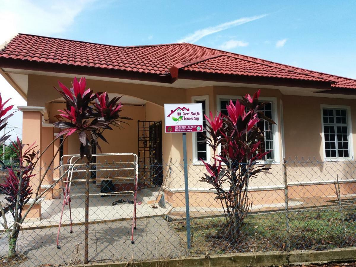 Seri Baqti Homestay *
